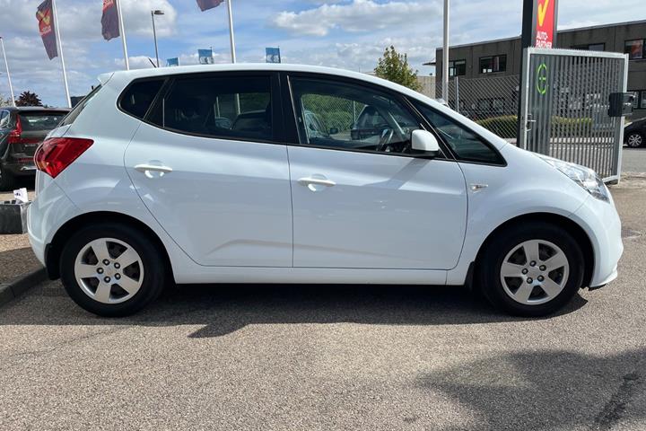 Hvid Kia Venga fra 2016