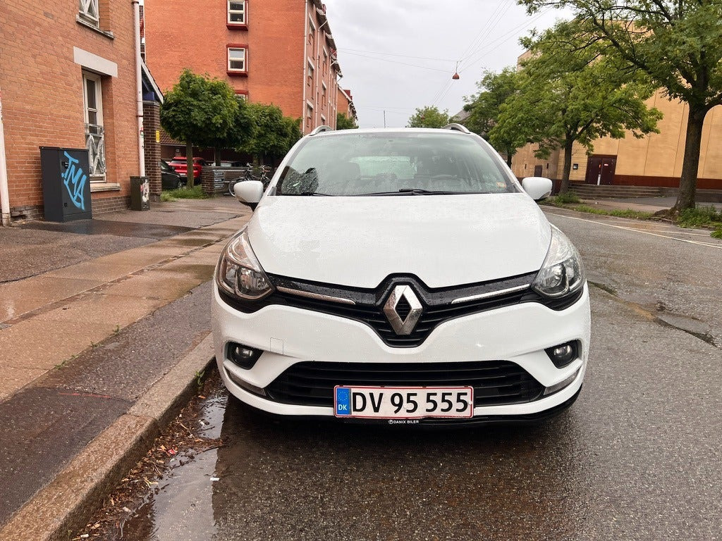 Hvid Renault Clio IV fra 2018