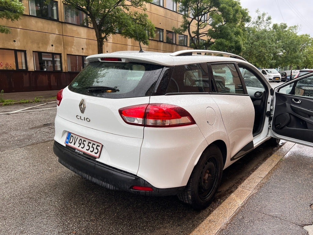 Hvid Renault Clio IV fra 2018