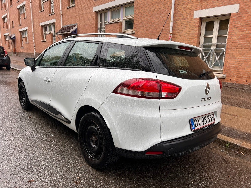 Hvid Renault Clio IV fra 2018