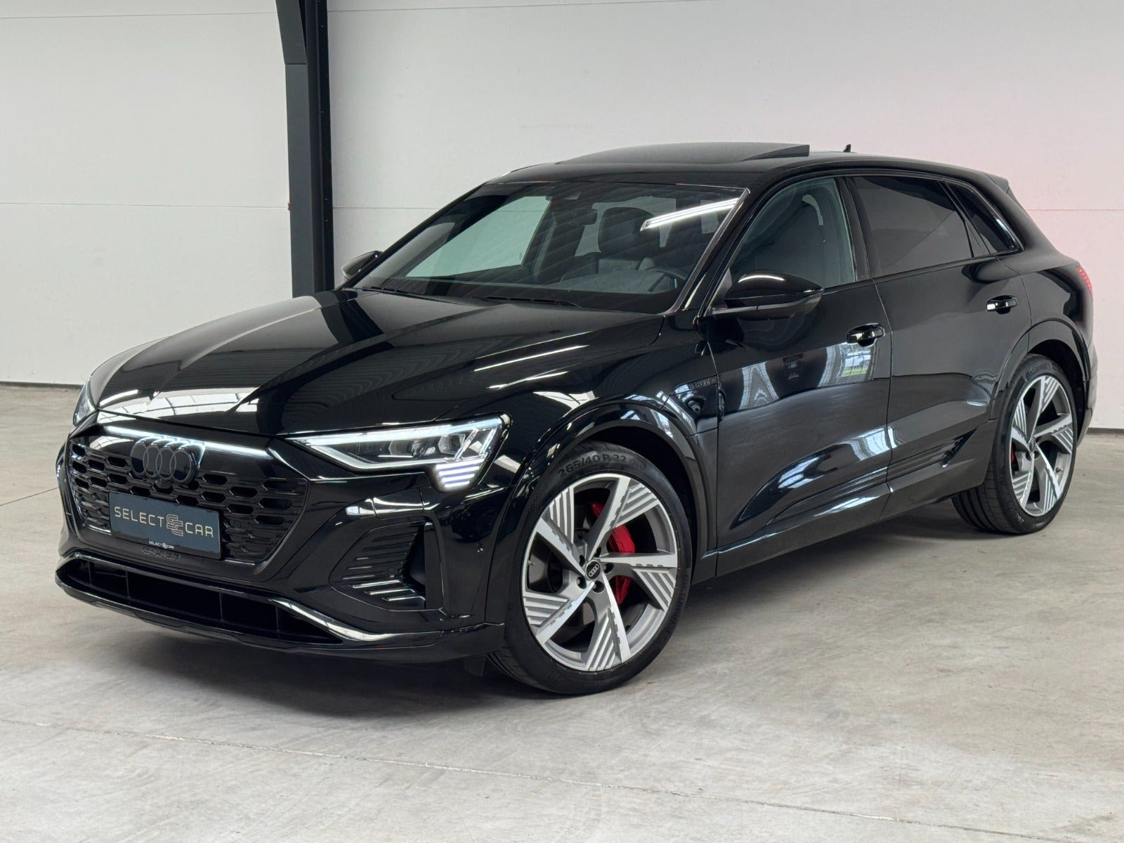 Sort Audi Q8 e-tron fra 2023