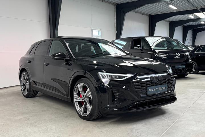 Sort Audi Q8 e-tron fra 2023