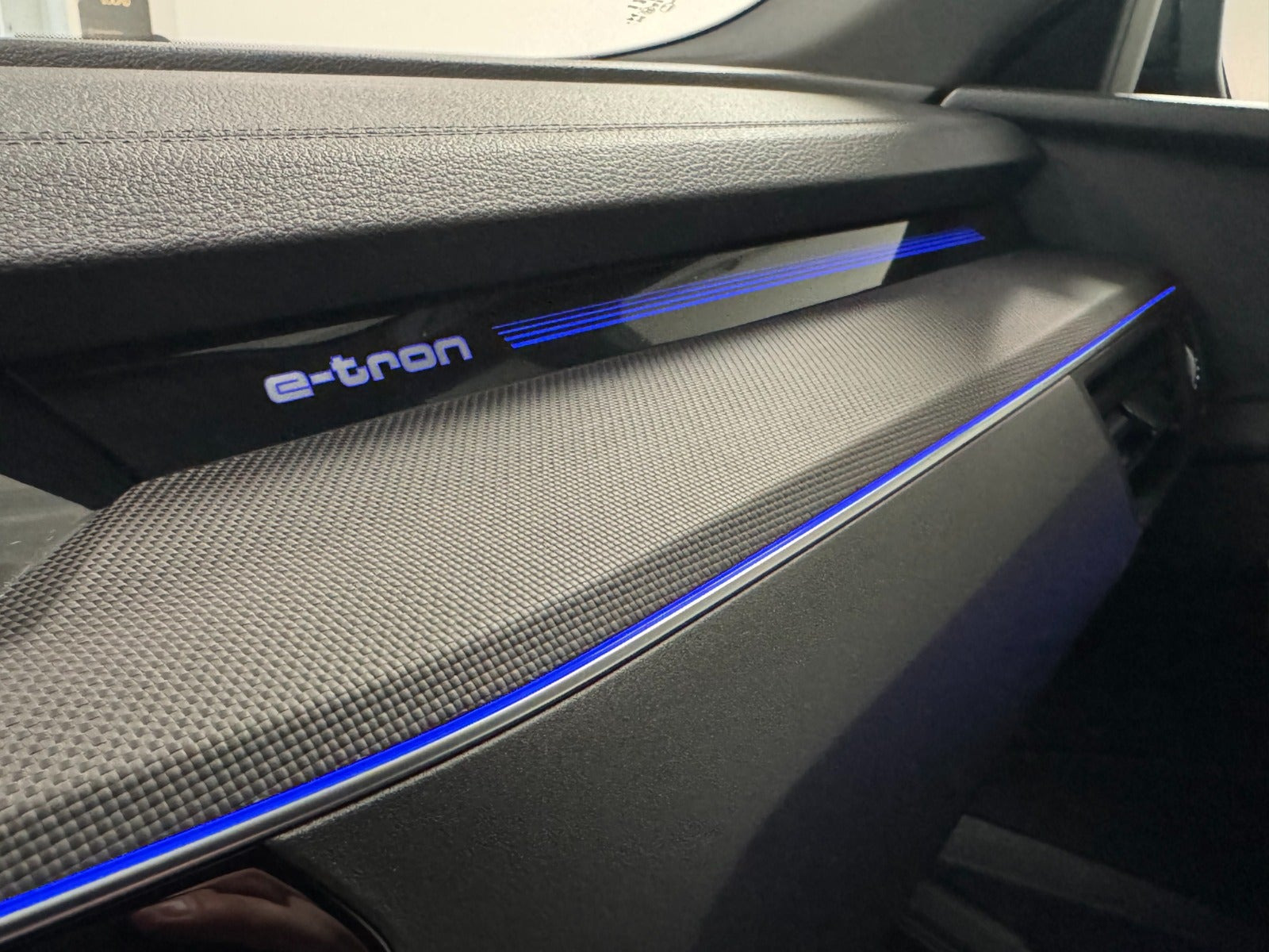 Sort Audi Q8 e-tron fra 2023