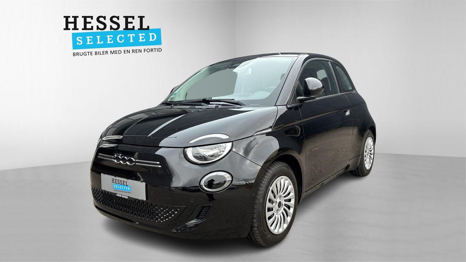 Hvid Fiat 500e fra 2023