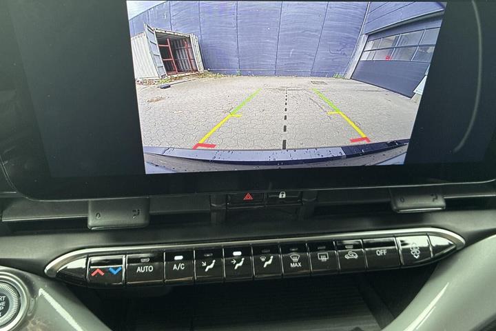 Hvid Fiat 500e fra 2023