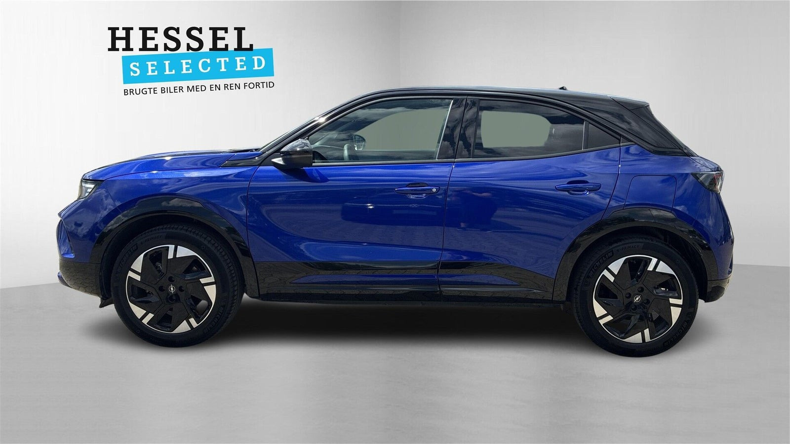 Blå Opel Mokka-e fra 2025