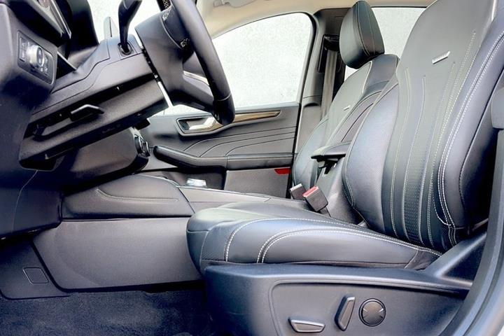 undefined Ford Kuga fra 2021