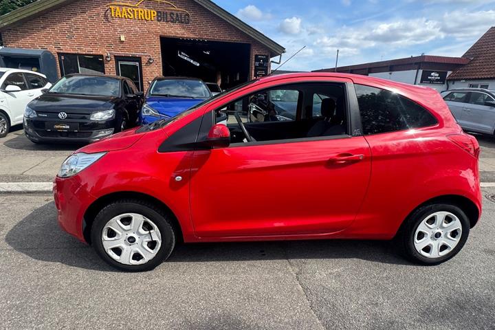 Sort Ford Ka fra 2014