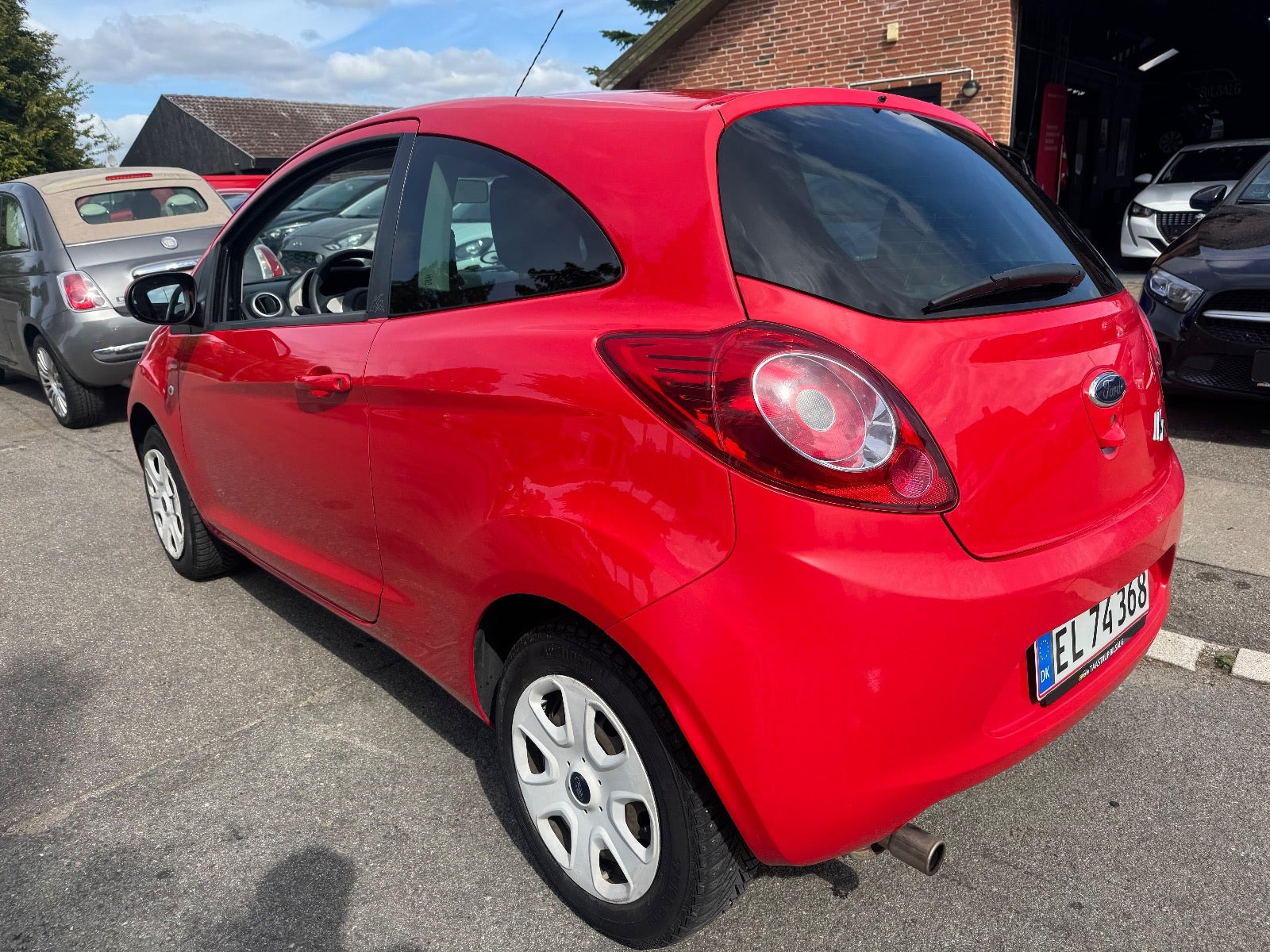 Sort Ford Ka fra 2014