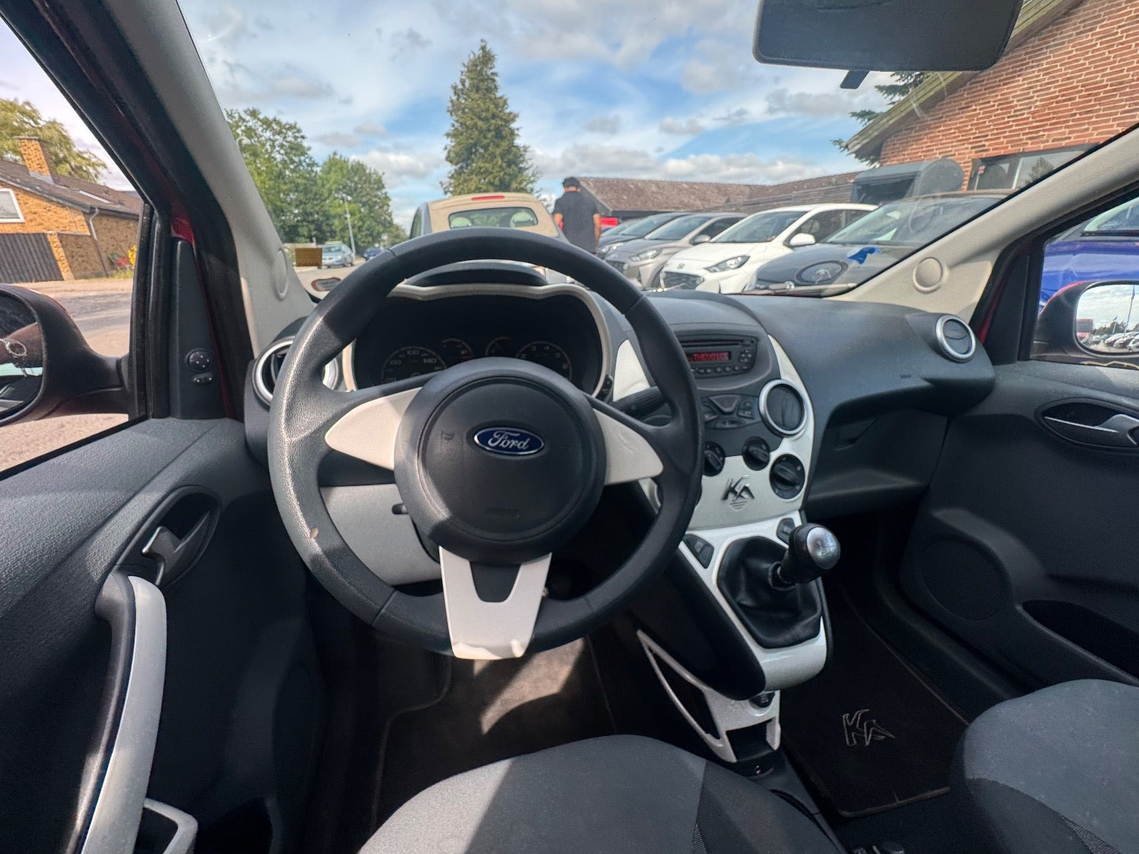 Sort Ford Ka fra 2014