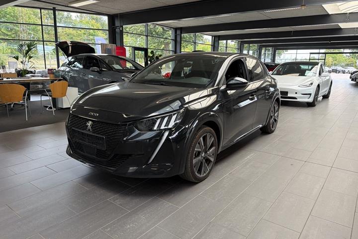 Sort Peugeot e-208 fra 2023