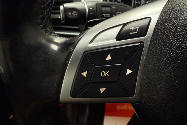 Sort Mercedes ML350 fra 2015