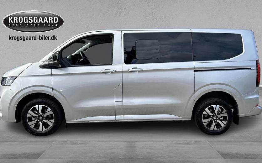 VW e-Caravelle 64 Life SWB