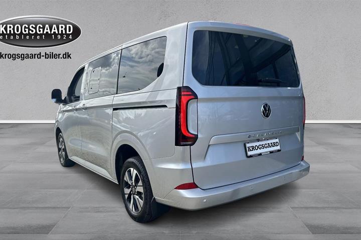 Sølv VW e-Caravelle fra 2026
