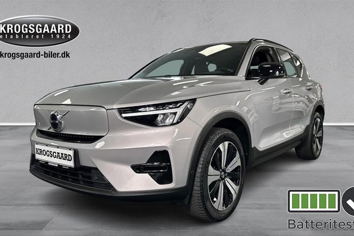 Sølv Volvo XC40 fra 2023