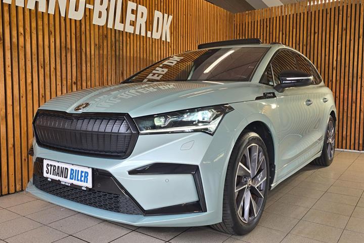 Grøn Skoda Enyaq fra 2023