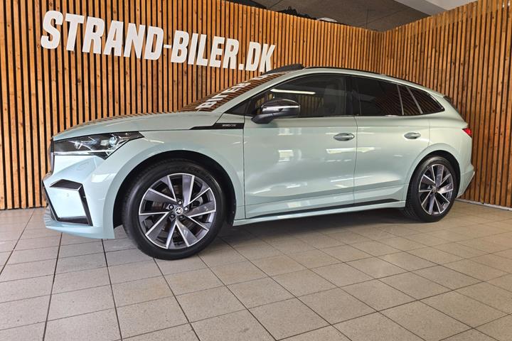 Grøn Skoda Enyaq fra 2023