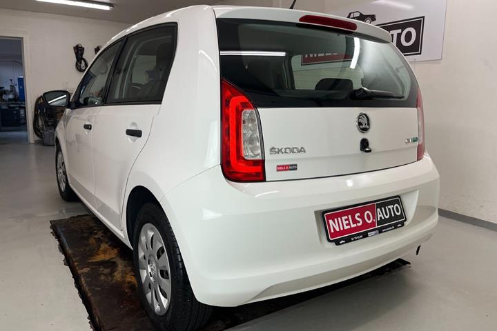 Hvid Skoda Citigo fra 2013
