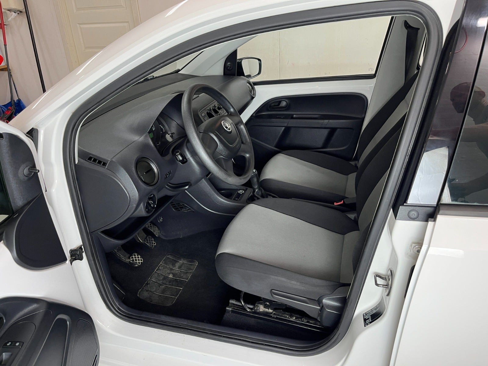 Hvid Skoda Citigo fra 2013