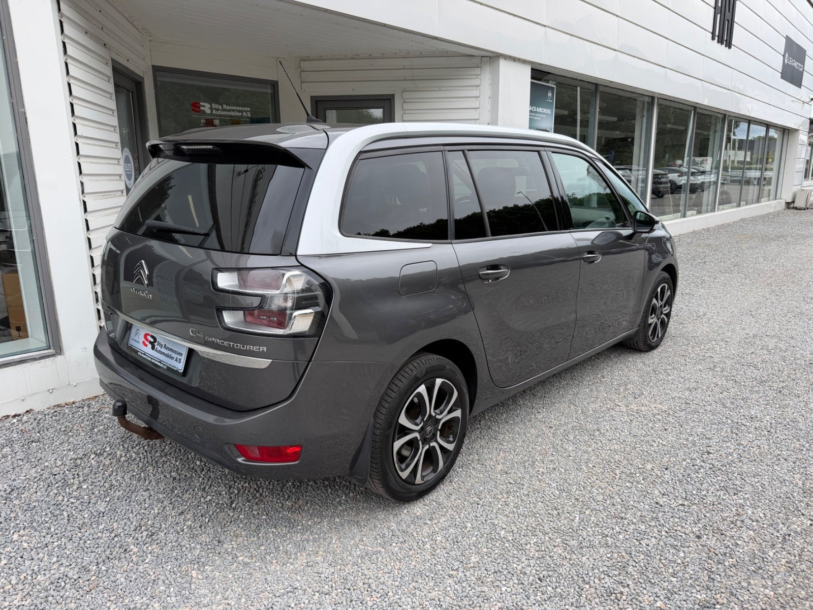 Grå Citroën Grand C4 SpaceTourer fra 2019