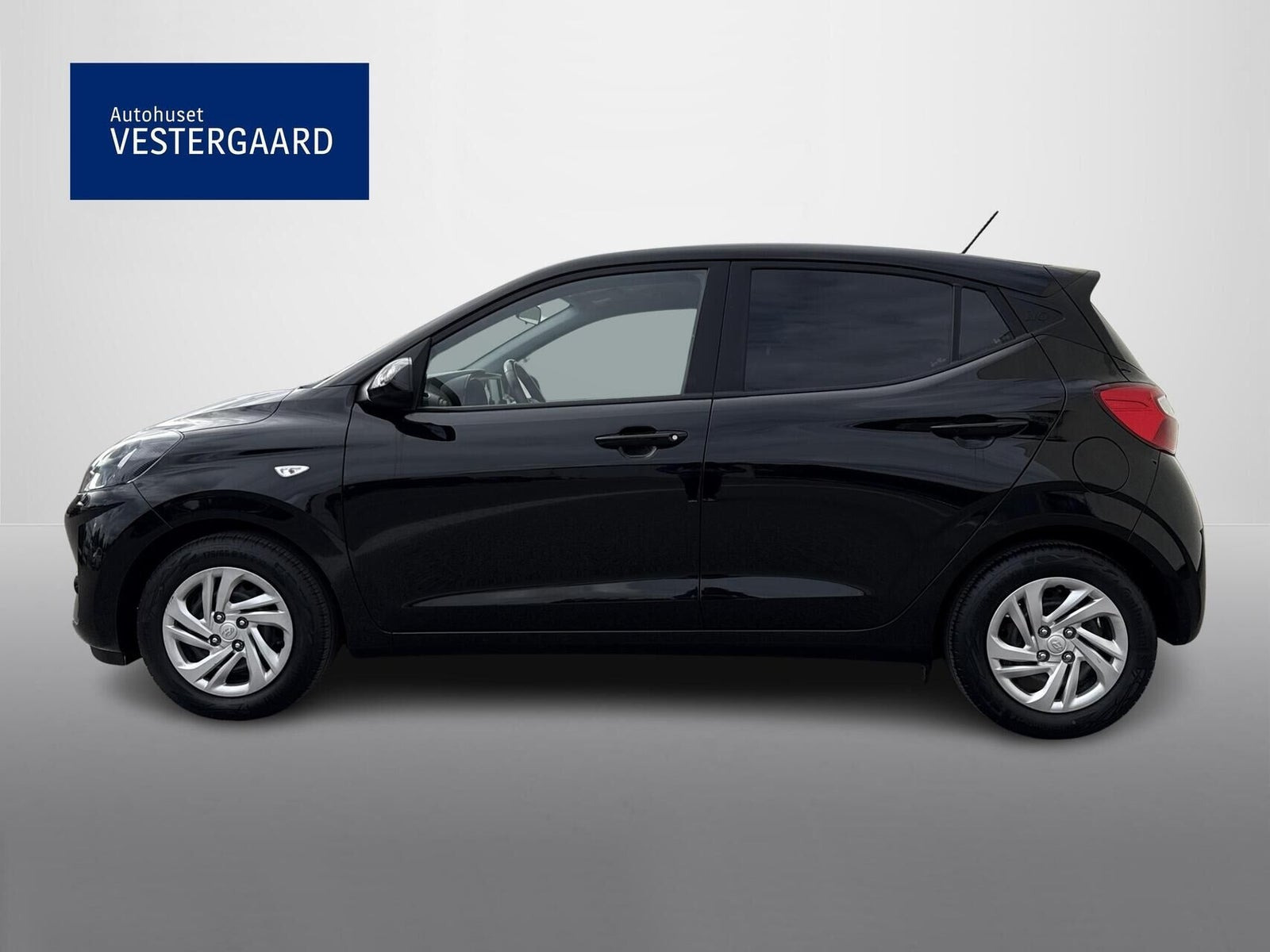 Sort Hyundai i10 fra 2023