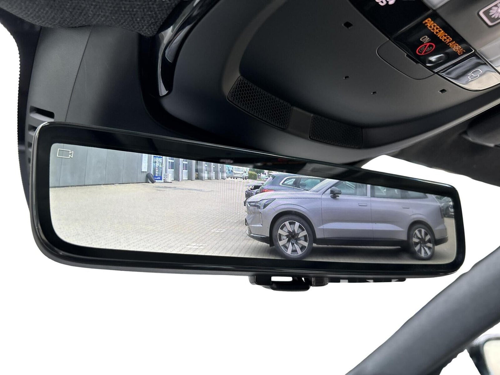 Blå Volvo EX40 fra 2026