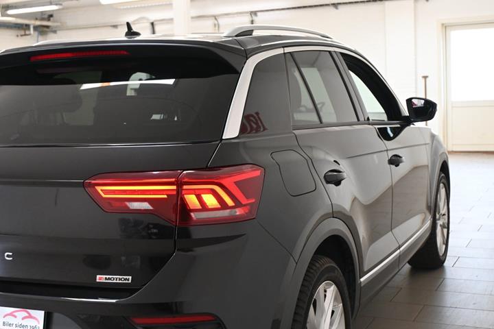 Sort VW T-Roc fra 2018