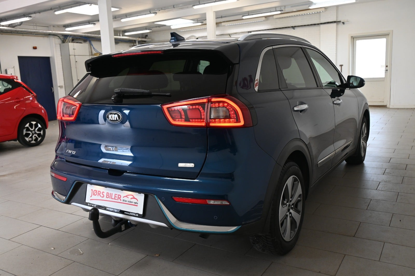 Blå Kia Niro fra 2019
