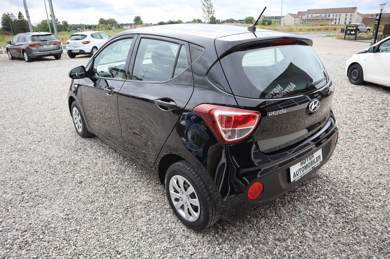 Sort Hyundai i10 fra 2018