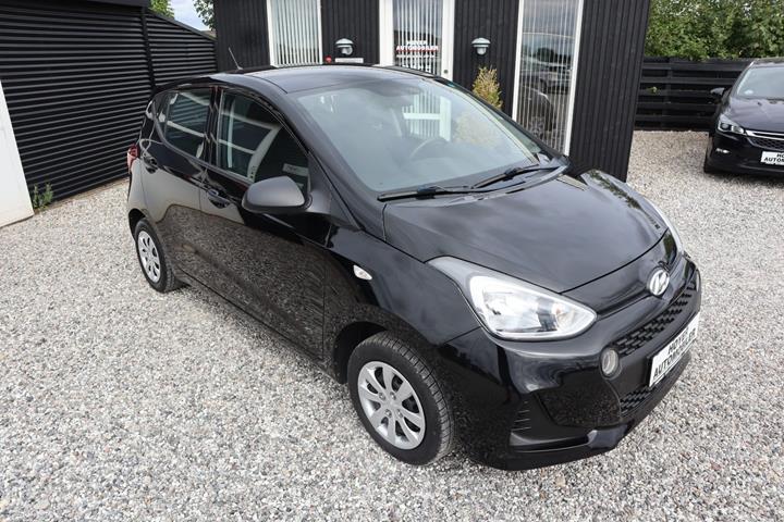 Sort Hyundai i10 fra 2018