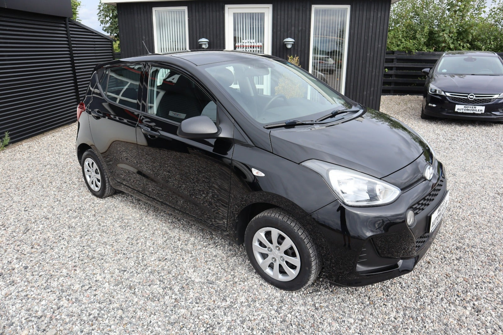 Sort Hyundai i10 fra 2018