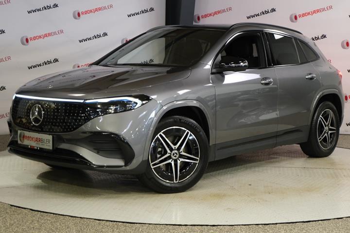 Grå Mercedes EQA250+ fra 2025