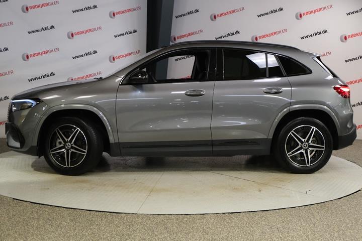 Grå Mercedes EQA250+ fra 2025