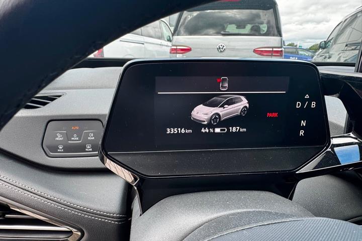Hvid VW ID.3 fra 2023