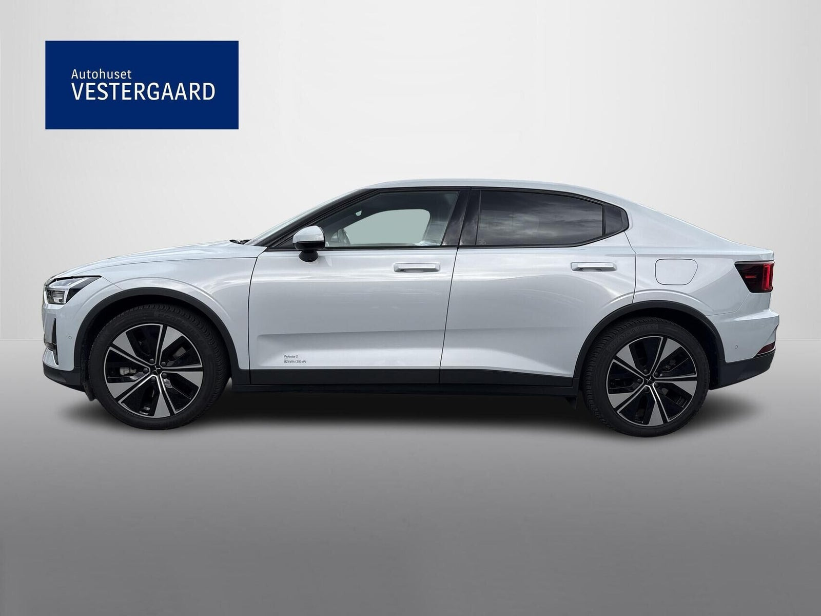 Sølv Polestar 2 fra 2024