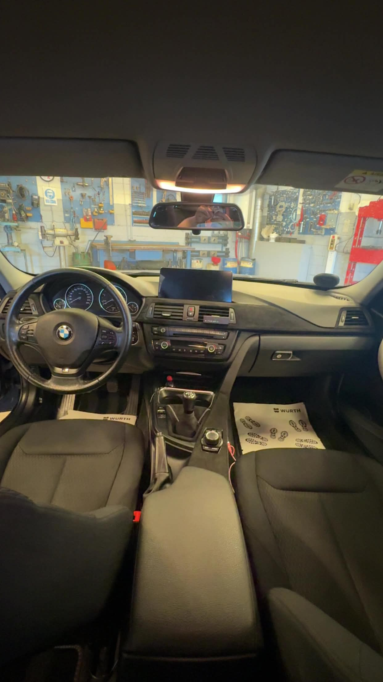 Sort BMW 316d fra 2014