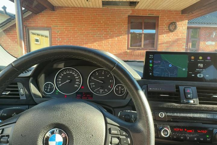 Sort BMW 316d fra 2014