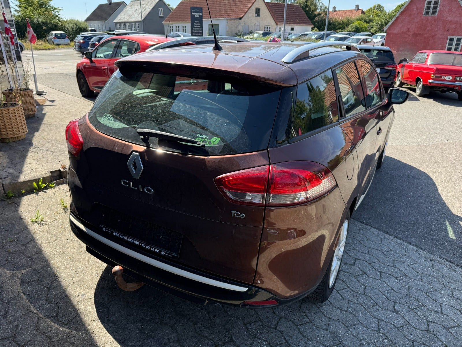 Brun Renault Clio IV fra 2013