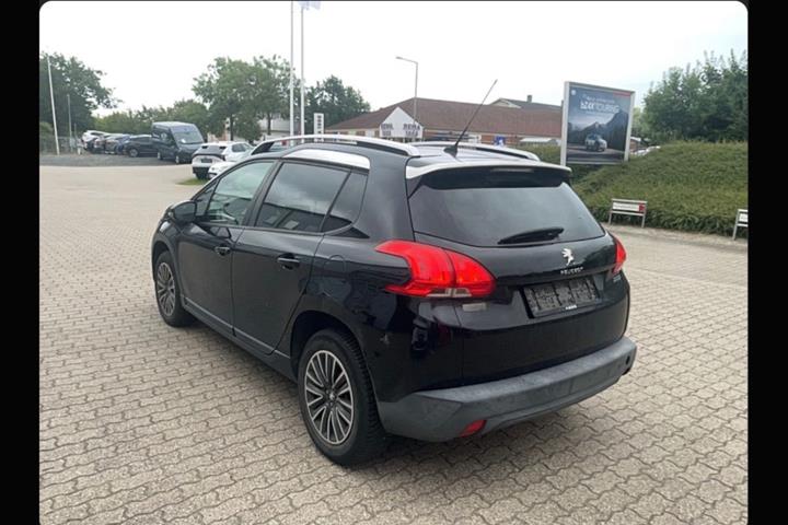 Sort Peugeot 2008 fra 2015