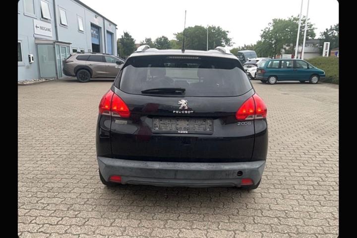 Sort Peugeot 2008 fra 2015