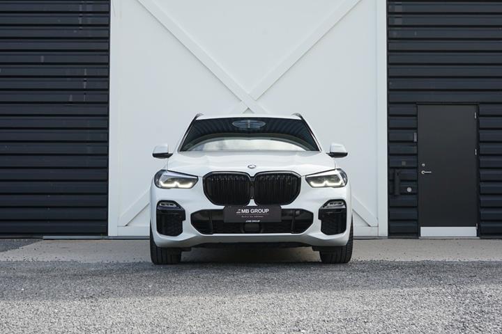 undefined BMW X5 fra 2019