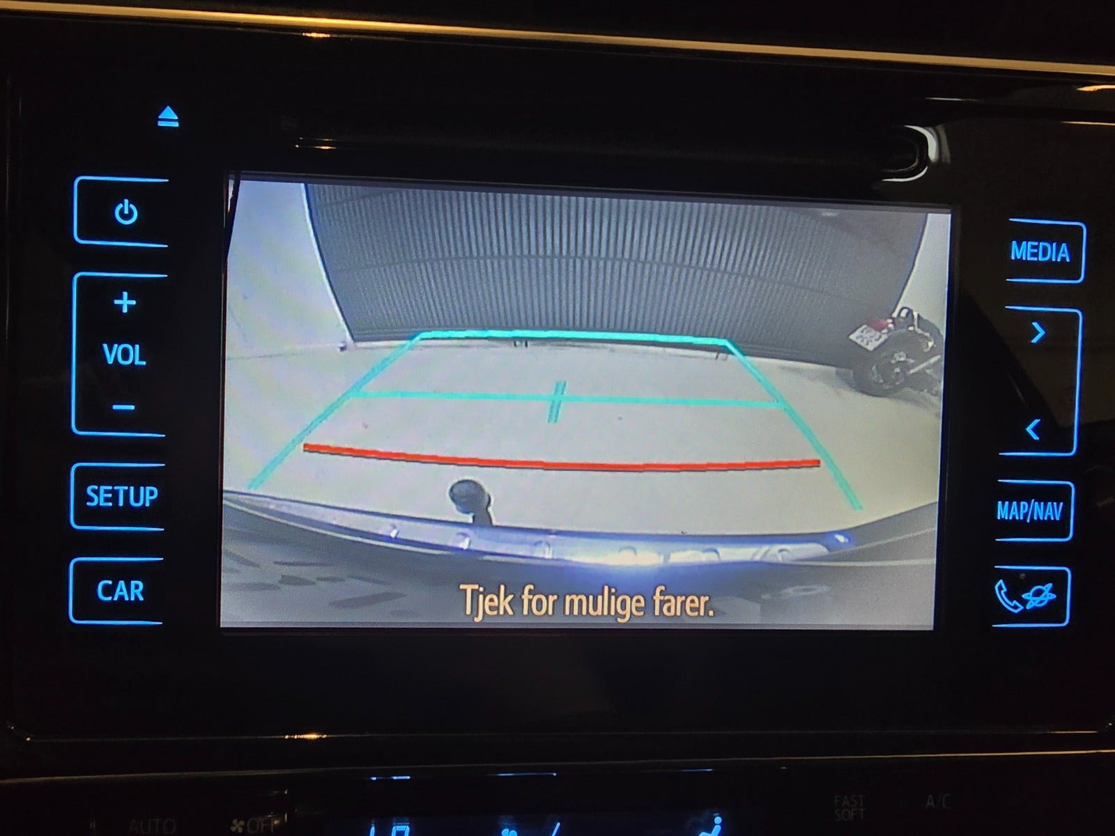 Sort Toyota Auris fra 2015