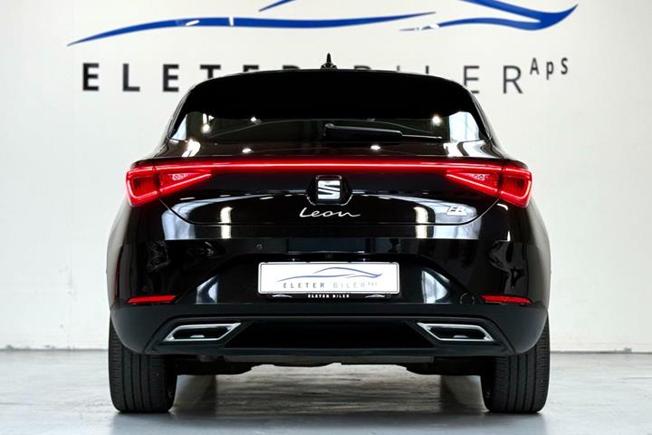 Sort Seat Leon fra 2021