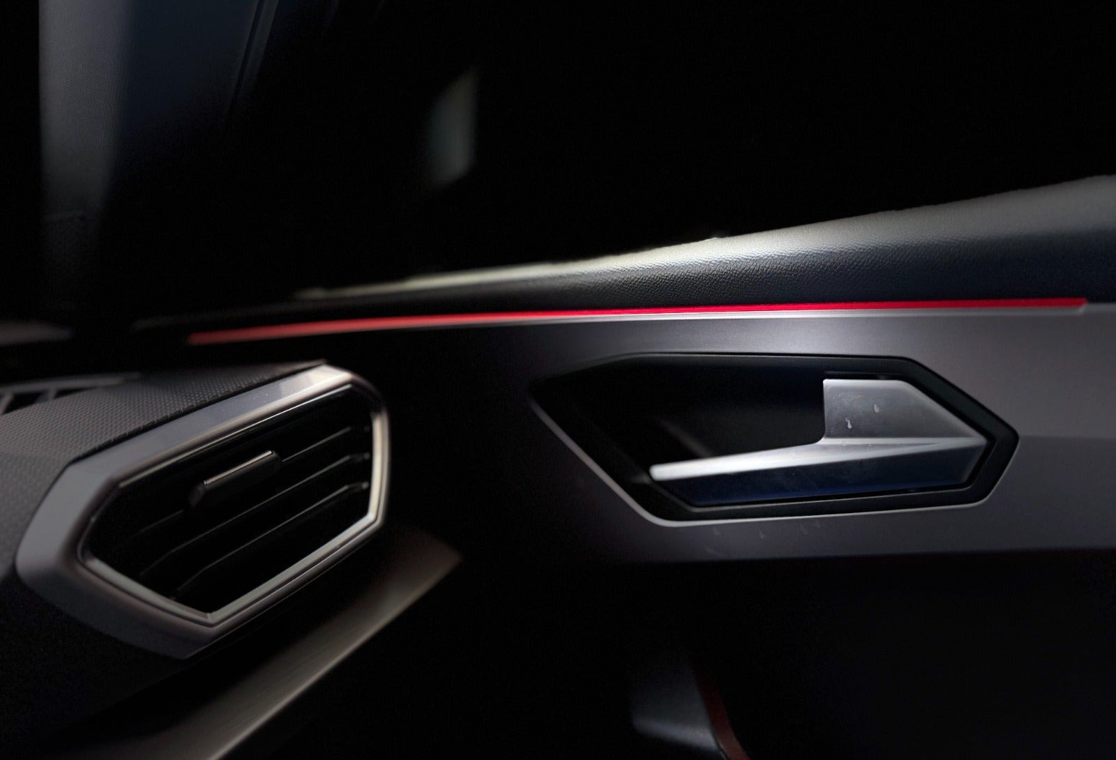 Sort Seat Leon fra 2021