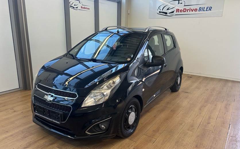 Chevrolet Spark 1,0 LT A/C 68HK 5d