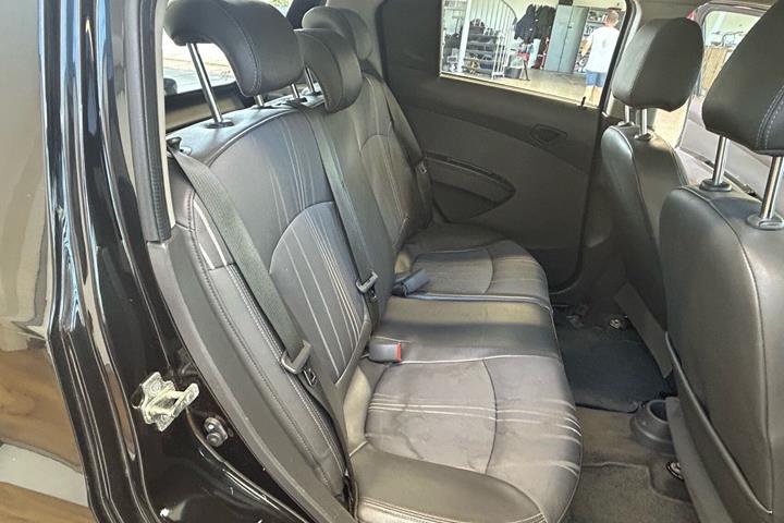 Sort Chevrolet Spark fra 2013