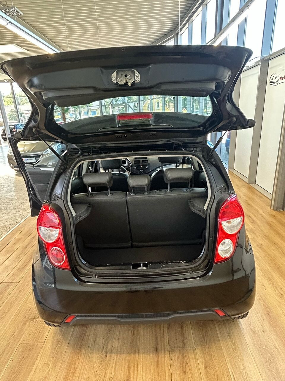 Sort Chevrolet Spark fra 2013