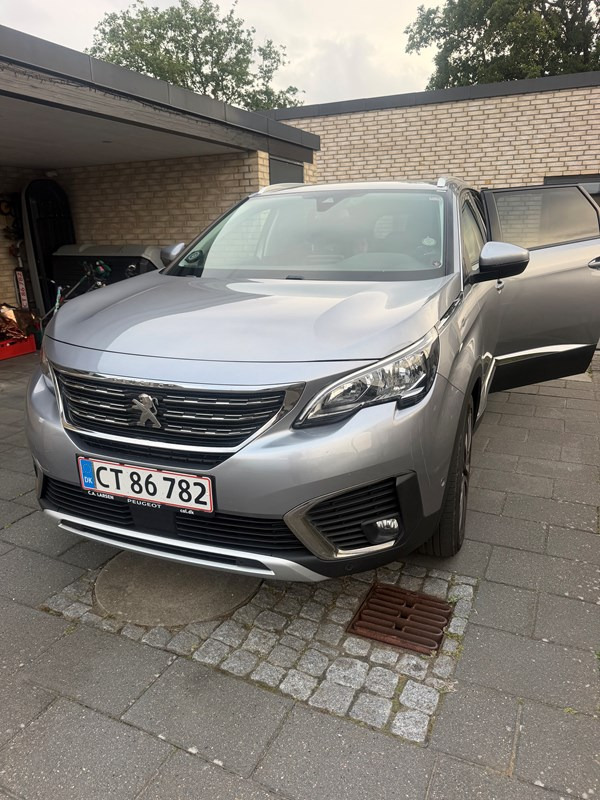 undefined Peugeot 5008 fra 2020