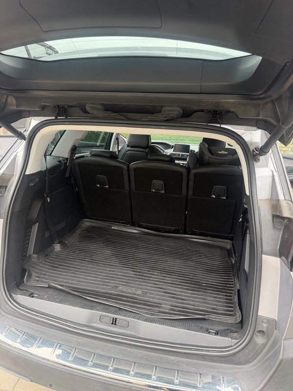 undefined Peugeot 5008 fra 2020