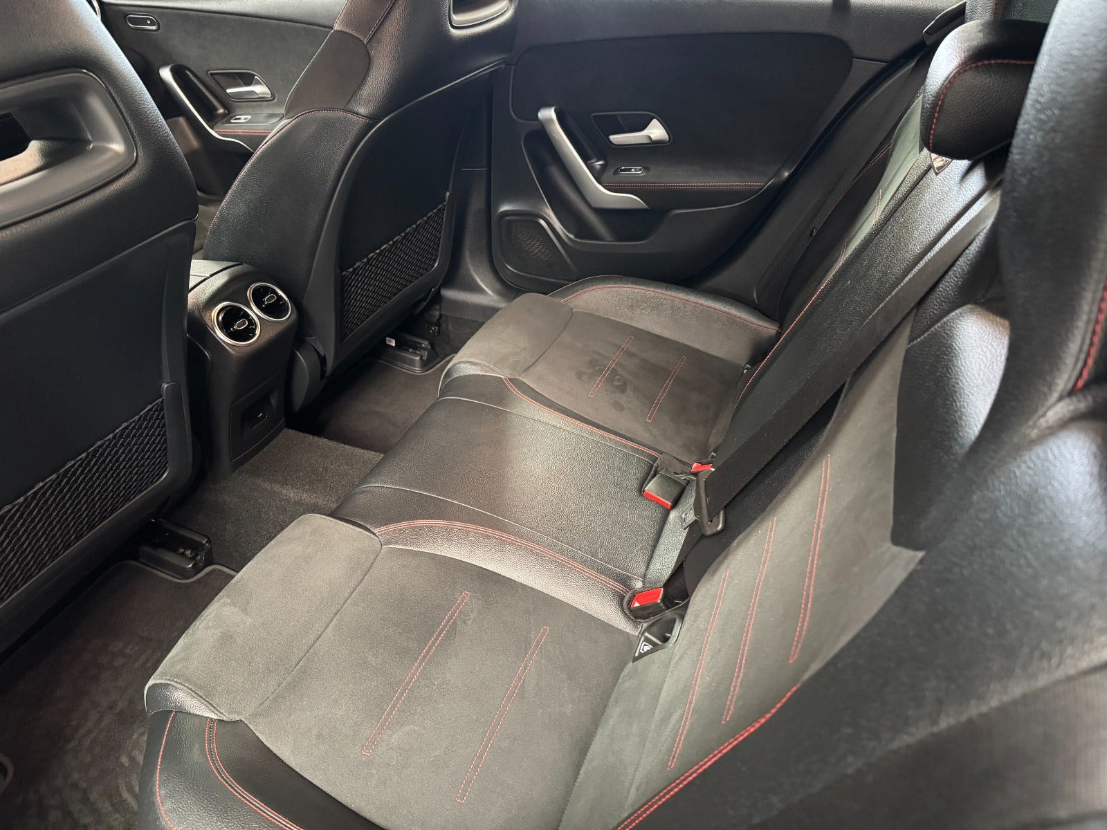 Sort Mercedes A250 e fra 2022